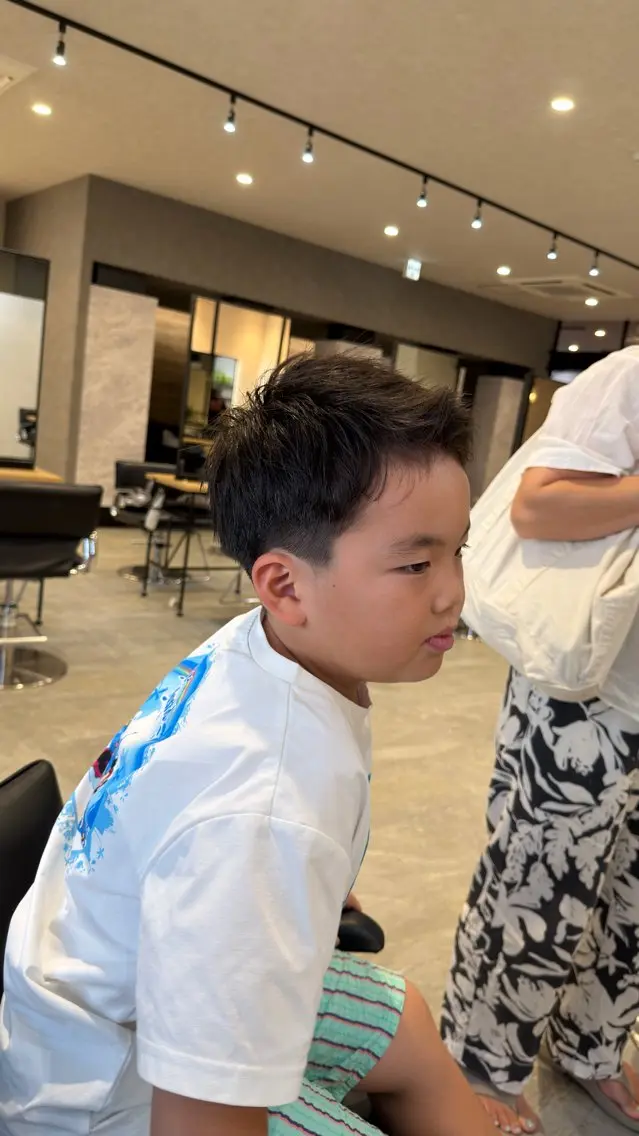 ショート キッズ カット 透明感カラー艶 💫TAISEI💫のヘアスタイル