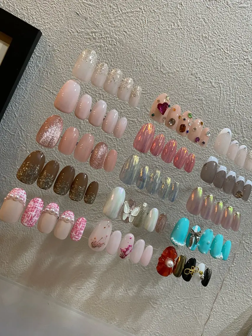 ネイル 成人式 フラワーネイル 持ち込み ブライダルネイル その他(ネイル) Narumi nailのネイルデザイン