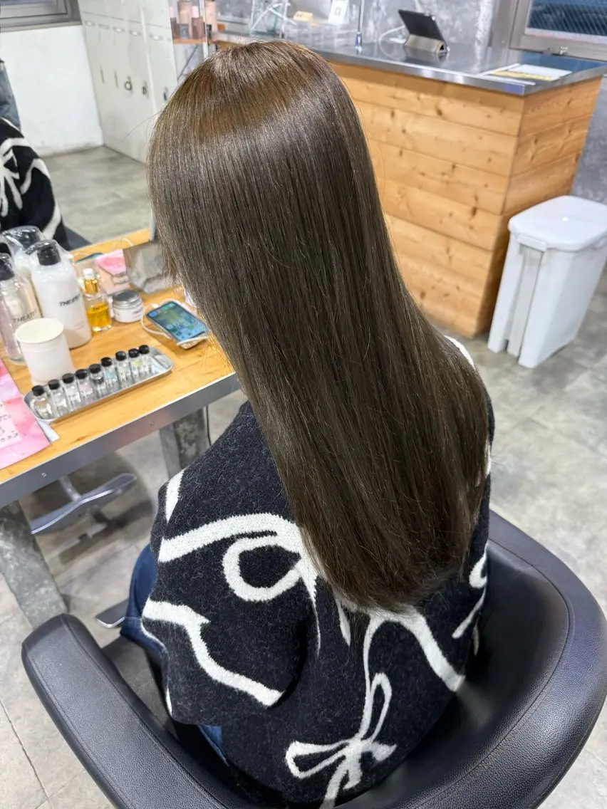 ロング カラー ヘアカラー トリートメント mao⭐️ 透明感カラー‎⭐️のヘアスタイル