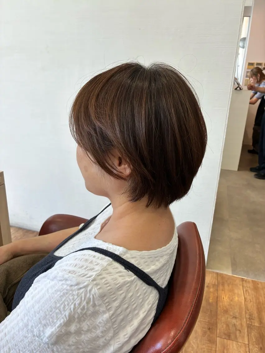 ショート カラー ショートヘア カット ヘアカラー アトリエファゴ Chikanoのヘアスタイル
