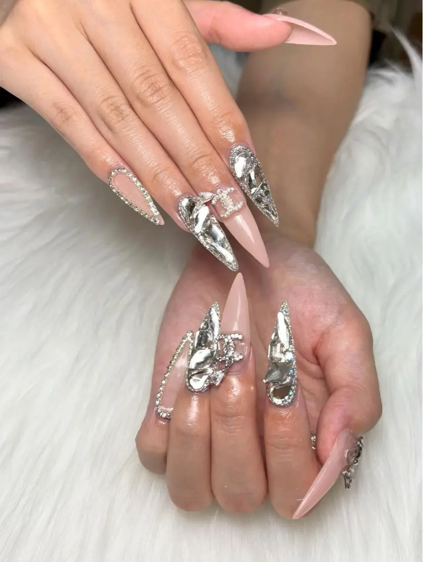 ネイル 韓国ネイル マグネットネイル 持ち込み RINA Nailのネイルデザイン