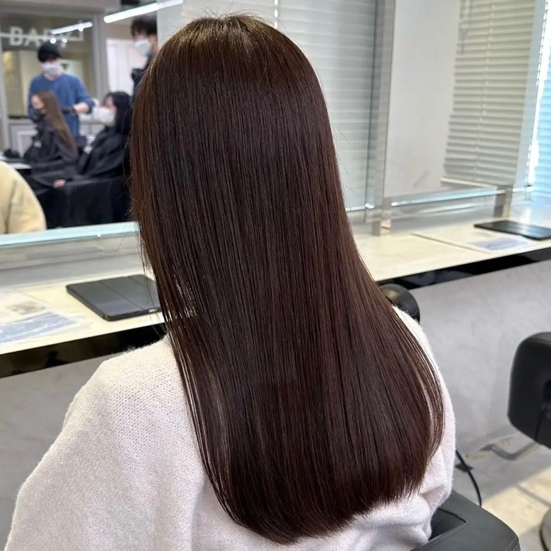 セミロング カラー 🎀🧁ダメージレス 艶髪カラー🧁🎀のヘアスタイル