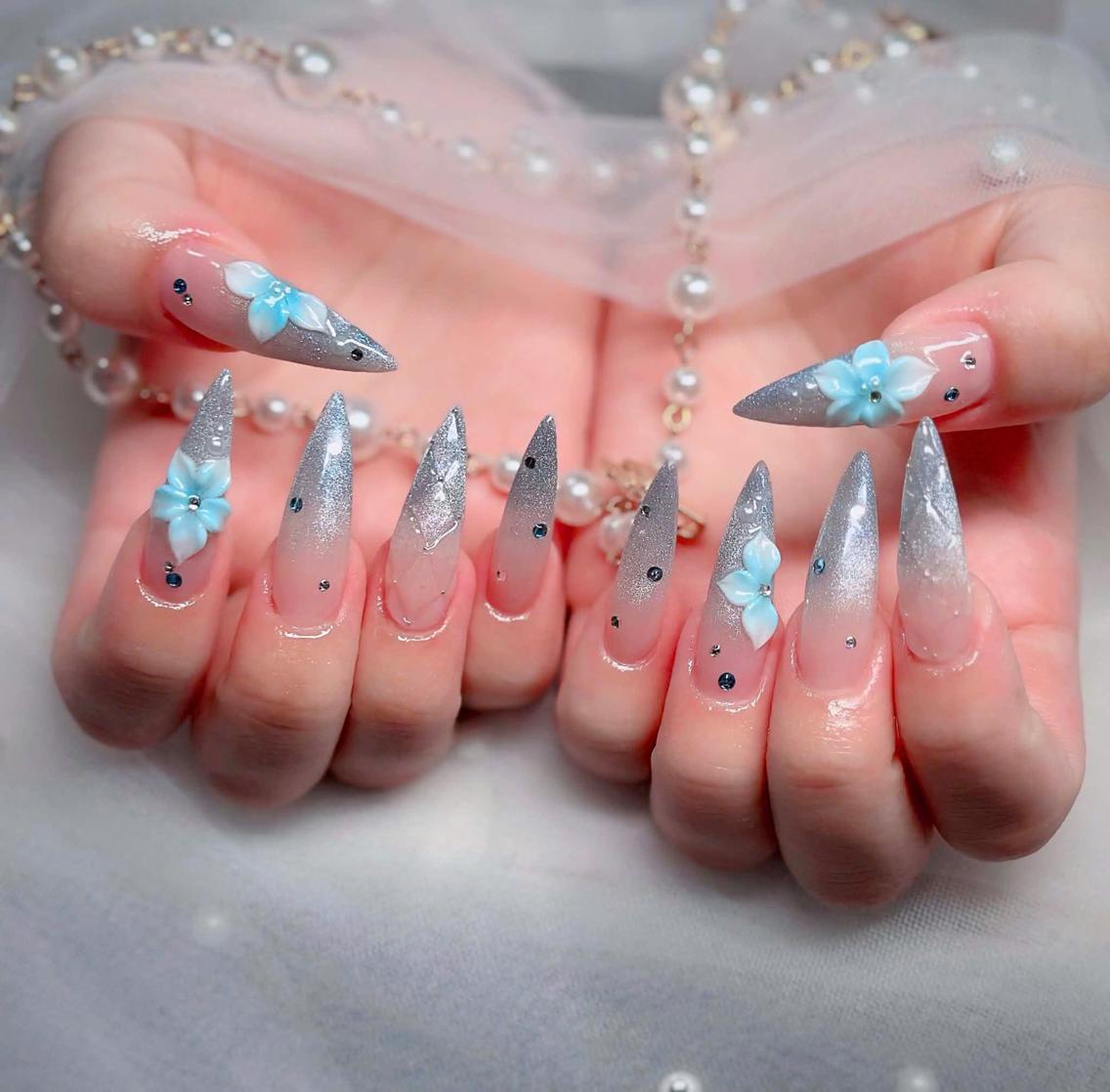 ネイル フレンチネイル ジェルネイル ハロウィン 韓国ネイル マグネットネイル ハンドネイル mia H.babynailのネイルデザイン