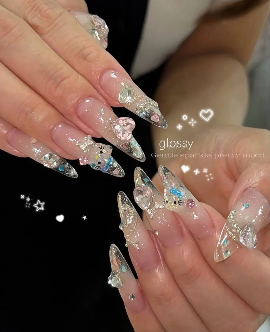 ネイル 長さ出し キラキラネイル 韓国ネイル ロングネイル ワンホンネイル ハンドネイル Josie nail salonのネイルデザイン