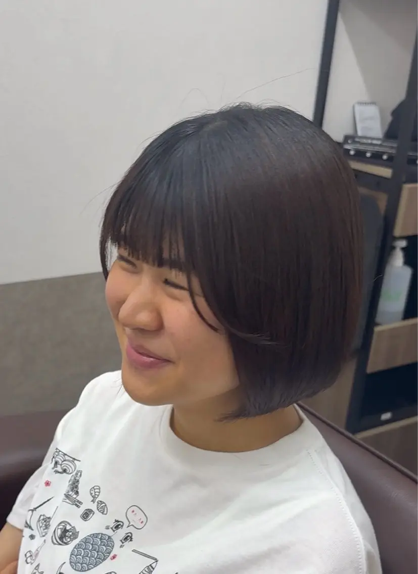 ショート 撮影モデル 新宿3丁目大人サロン 🪽イケイリョウコのヘアスタイル