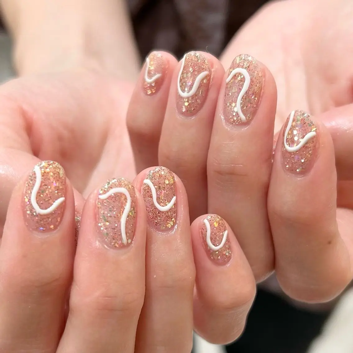 ネイル ハンドネイル shio ♡ 12日空きありのネイルデザイン