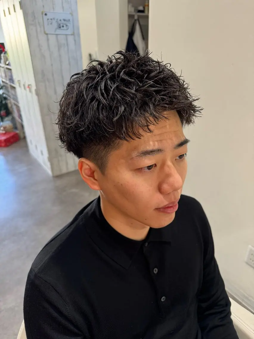 ショート パーマ メンズ メンズパーマ カット パーマ トリートメント メンズ特化美容師 若林陸のヘアスタイル