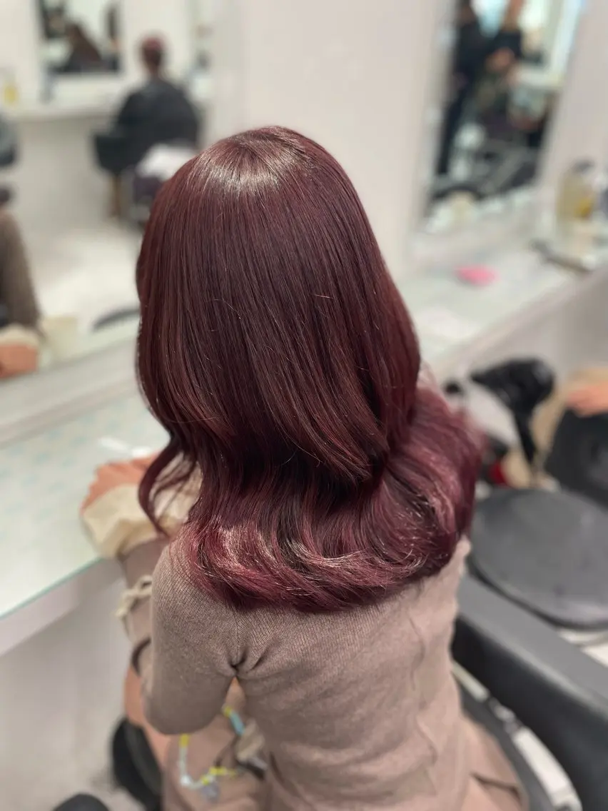 セミロング カラー ヘアカラー トリートメント トレンド暖色ヘア🍒 miu🍒のヘアスタイル