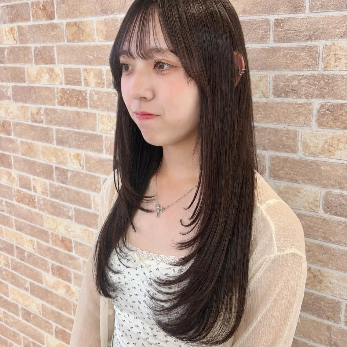 セミロング カット トリートメント ヘッドスパ EARTH 中水   怜奈のヘアスタイル