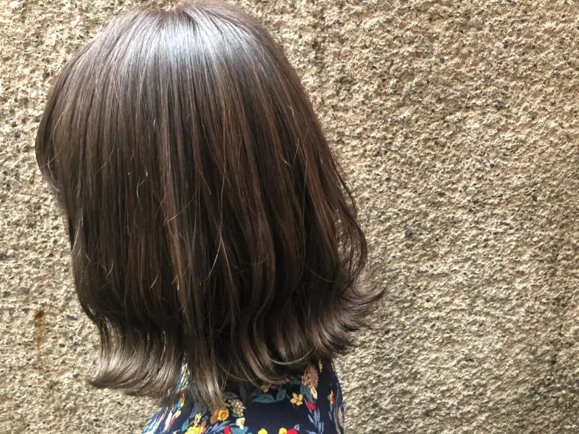 ミディアム カラー ヘアアレンジ アッシュ 透明感カラー🤎 ゆりのヘアスタイル