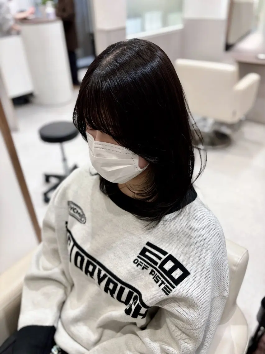 ミディアム ミディアムレイヤー レイヤーカット カット Zina.金上美玲 ✲Layer✲南船橋のヘアスタイル