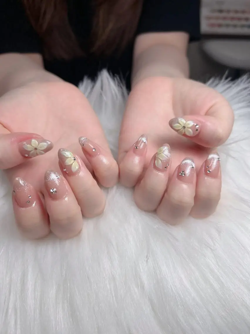 ネイル ハンドネイル Swan Nail Salonのネイルデザイン