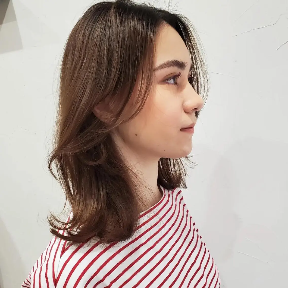 ミディアム カラー 切りっぱなしボブ ショートボブ ミディアムパーマ バレイヤージュ ベージュカラー カット ヘアカラー トリートメント 韓国レイヤー柔らかい 地毛風縮毛矯正/マツのヘアスタイル