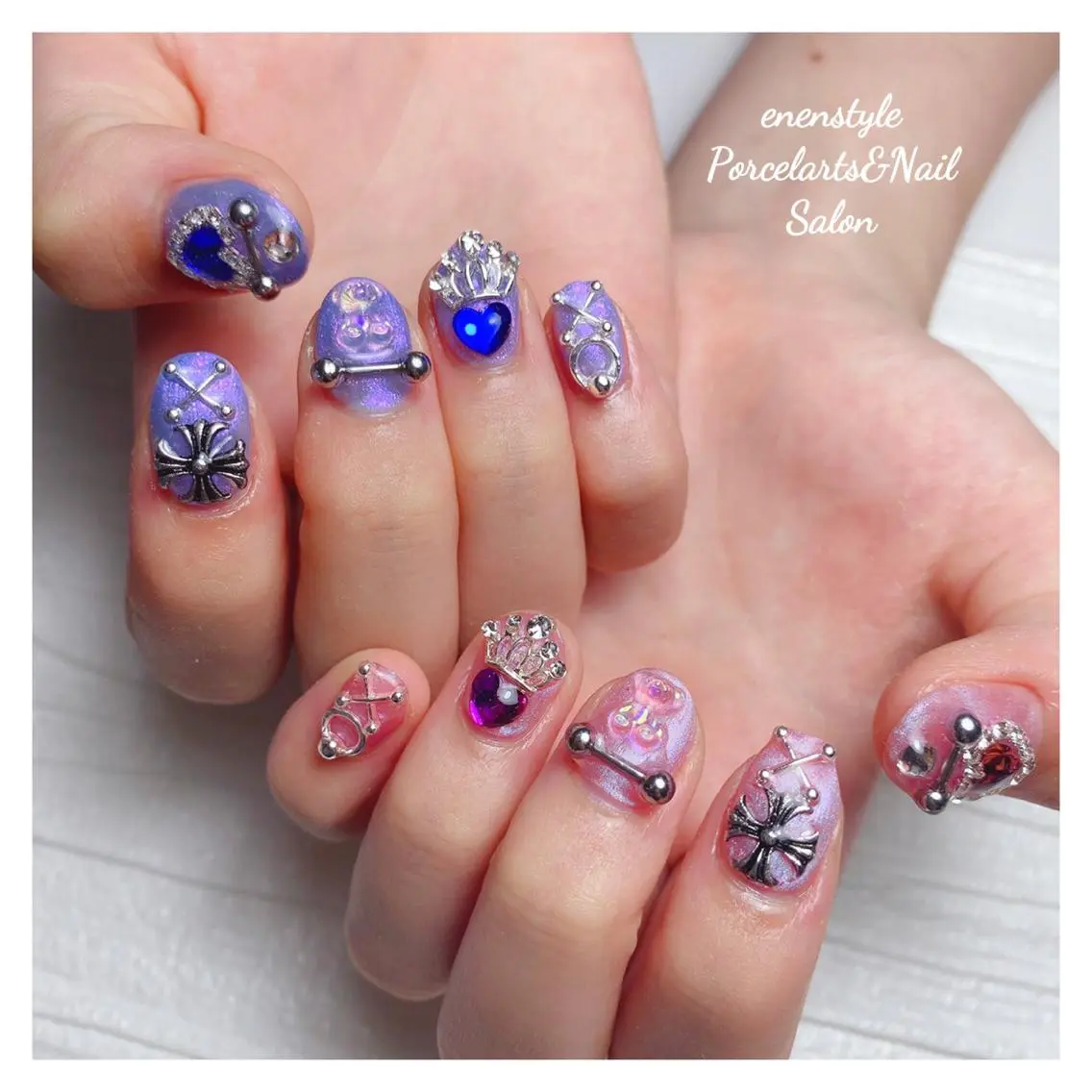 ミディアム ネイル 🐾enen style 🐾のネイルデザイン