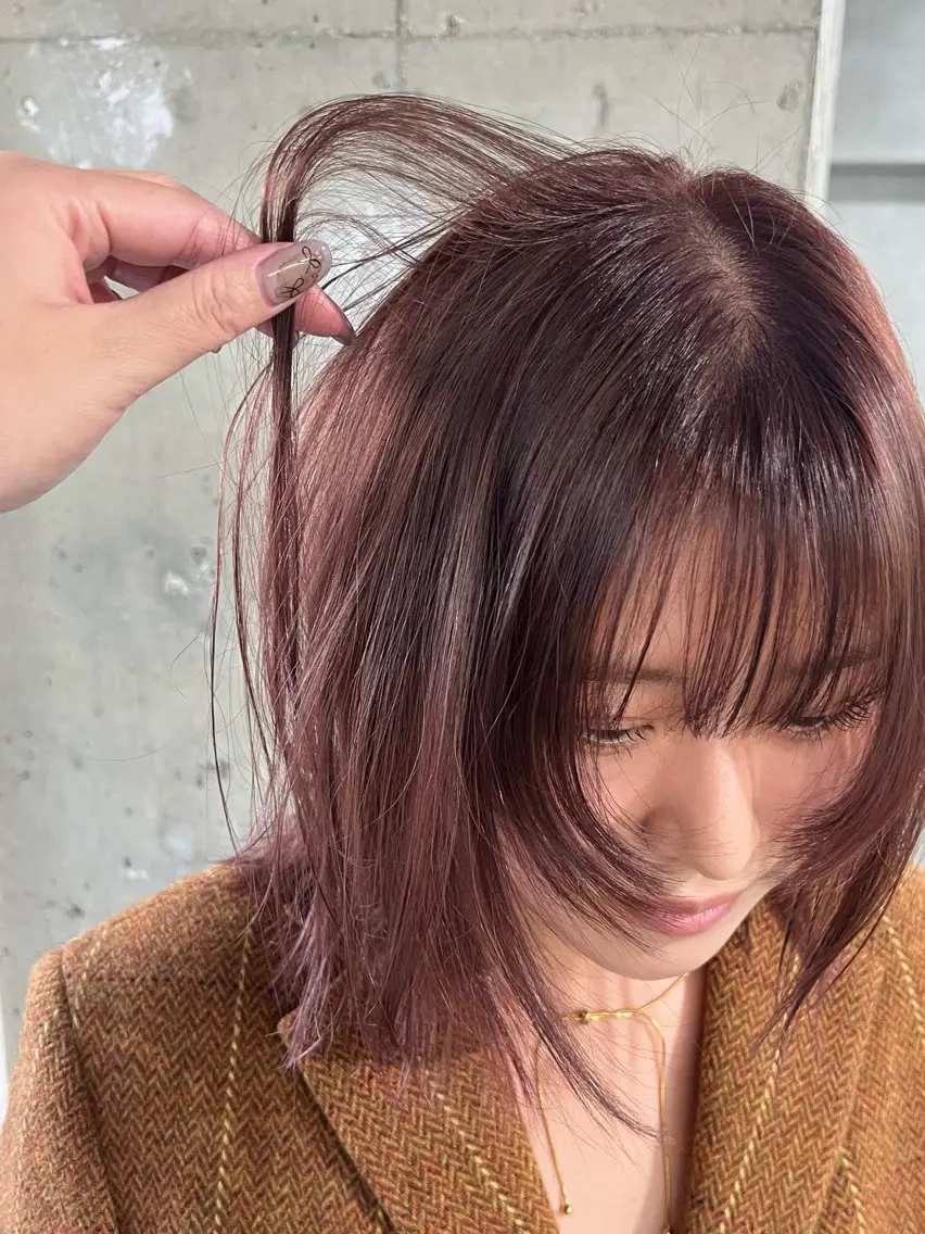 ミディアム カラー ベージュカラー ピンクカラー ピンクベージュ anon Loemのヘアスタイル