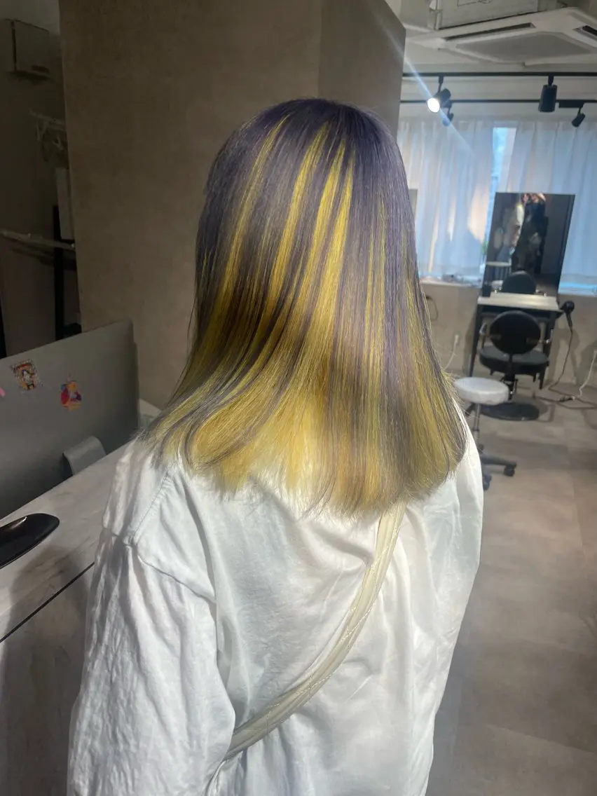セミロング カラー ラベンダーカラー イエローカラー ヘアカラー 🇰🇷ハイトーン× 韓国レイヤー레이어드のヘアスタイル