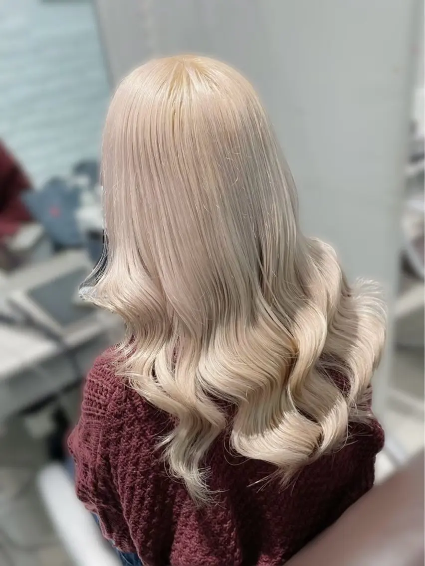 ロング カラー パーマ ヘアアレンジ メンズ キッズ ヘアカラー トリートメント レイヤー×ハイトーン / mihana🪐のヘアスタイル
