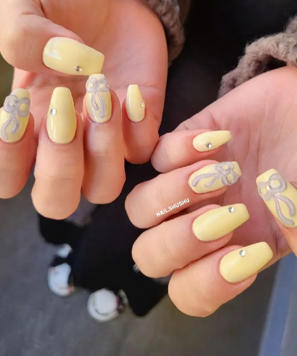 ネイル 持ち込み ニュアンスネイル ワンカラーネイル シンプルネイル 春ネイル ハンドネイル 3dパーツ/流行り 👧shushu❤️のネイルデザイン