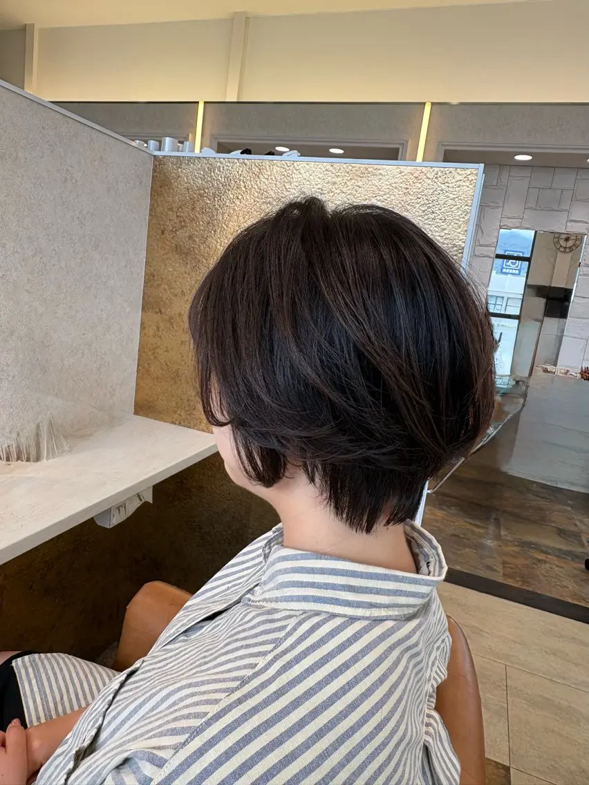 ショート エクステ 髪質改善 縮毛矯正 カット 清水/ 韓国風レイヤーカットのヘアスタイル