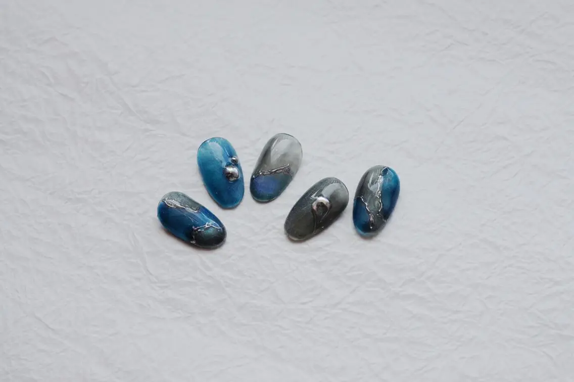 ネイル マグネットネイル ニュアンスネイル nails muu まゆのネイルデザイン