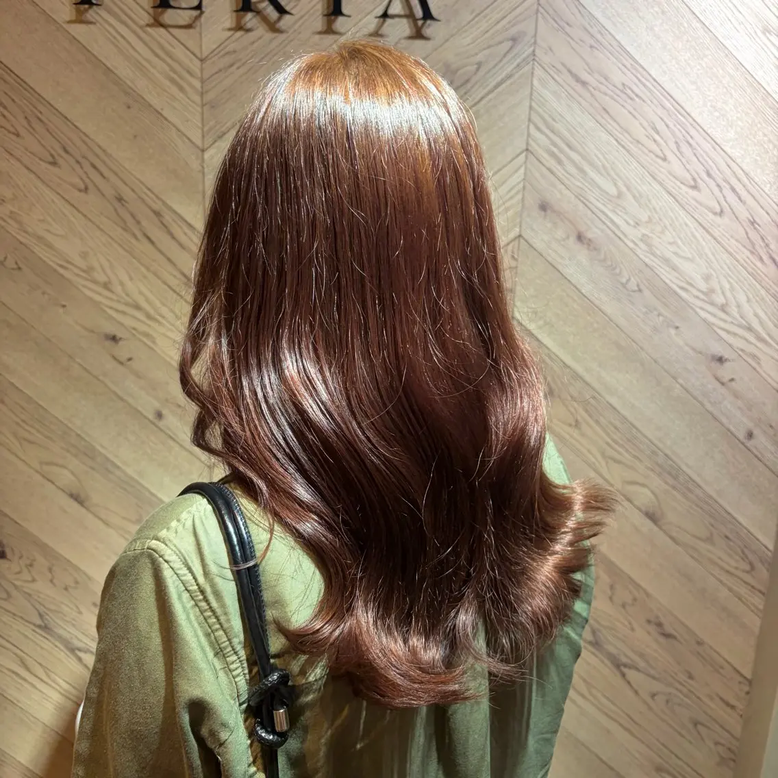 カラー ブラウンカラー ナチュラルブラウン 🍀FERIAあべの あらいことみ🍀のヘアスタイル