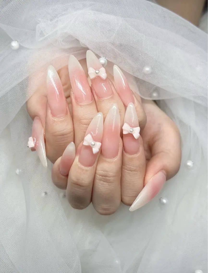 ネイル ハンドネイル Lee Nails チップ長さだし専門店のネイルデザイン
