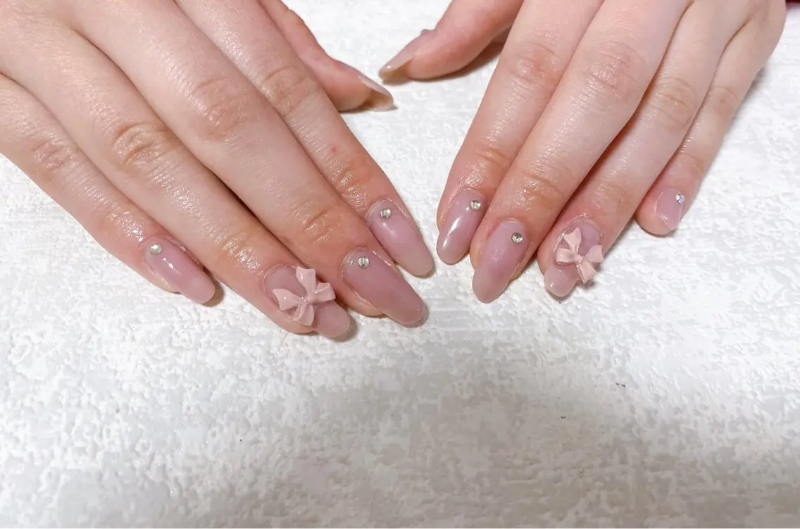 ネイル オーロラネイル フットネイル フレンチネイル ジェルネイル 韓国ネイル ハンドネイル mogunail &blowのネイルデザイン
