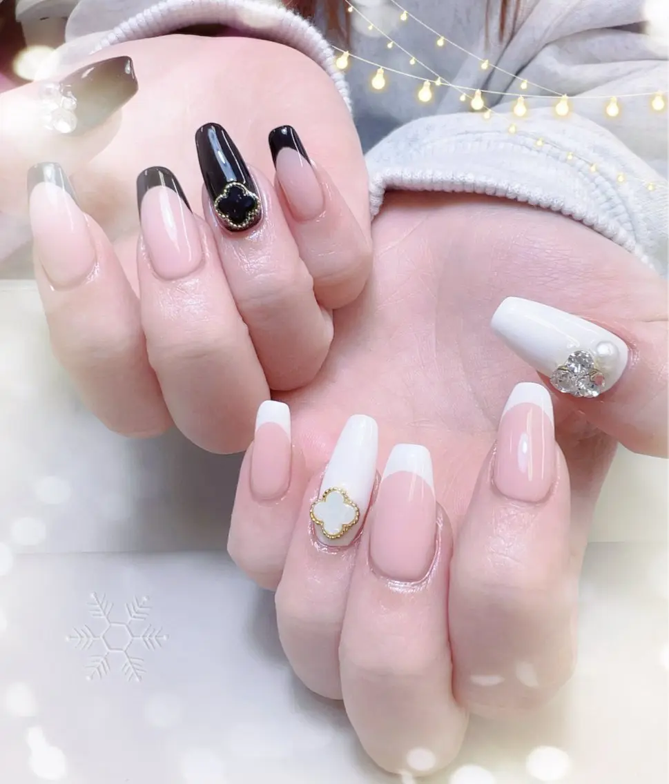 ネイル ハンドネイル AngelChris ビューティーサロンのネイルデザイン