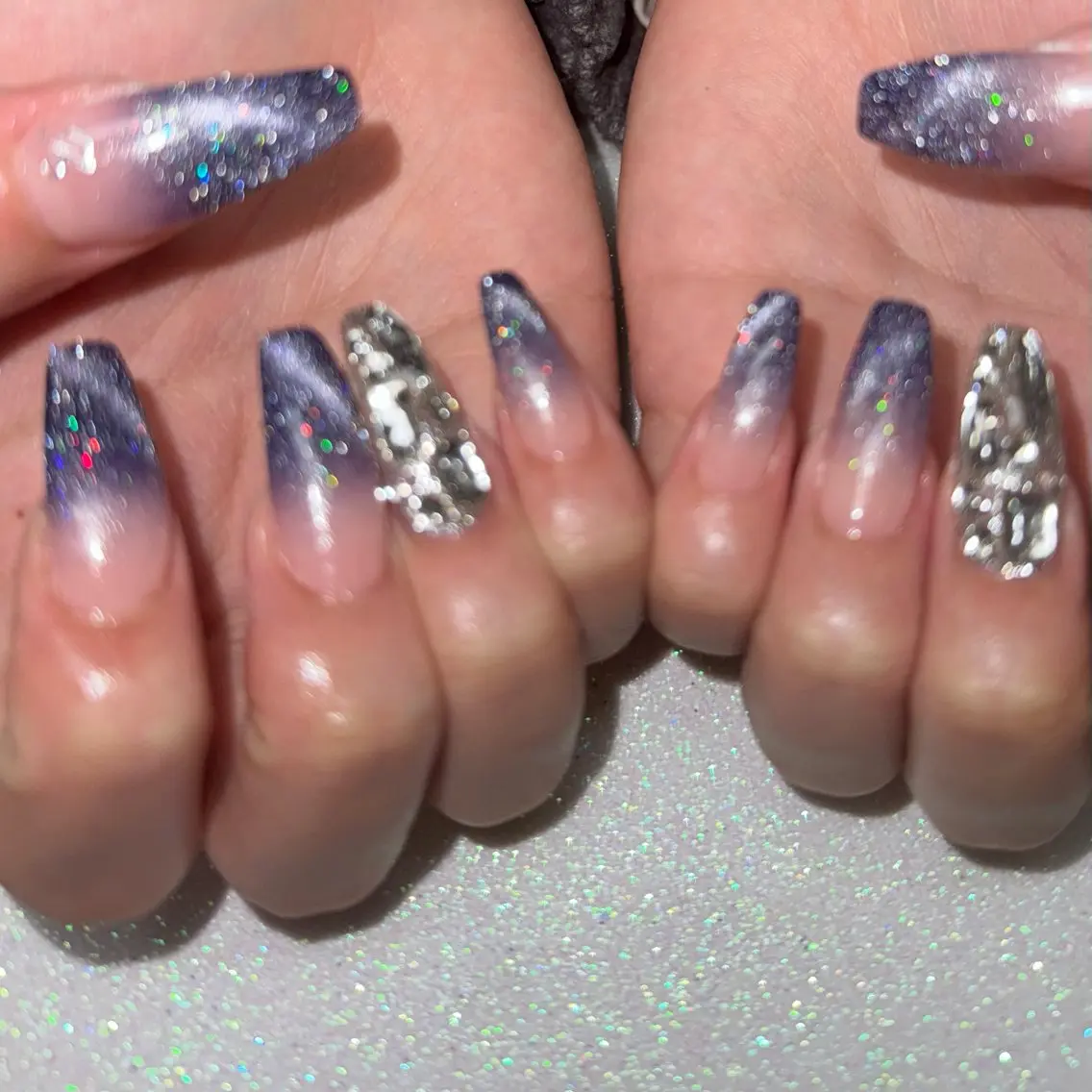 ネイル ハンドネイル VIERU 🌈🎀💖のネイルデザイン