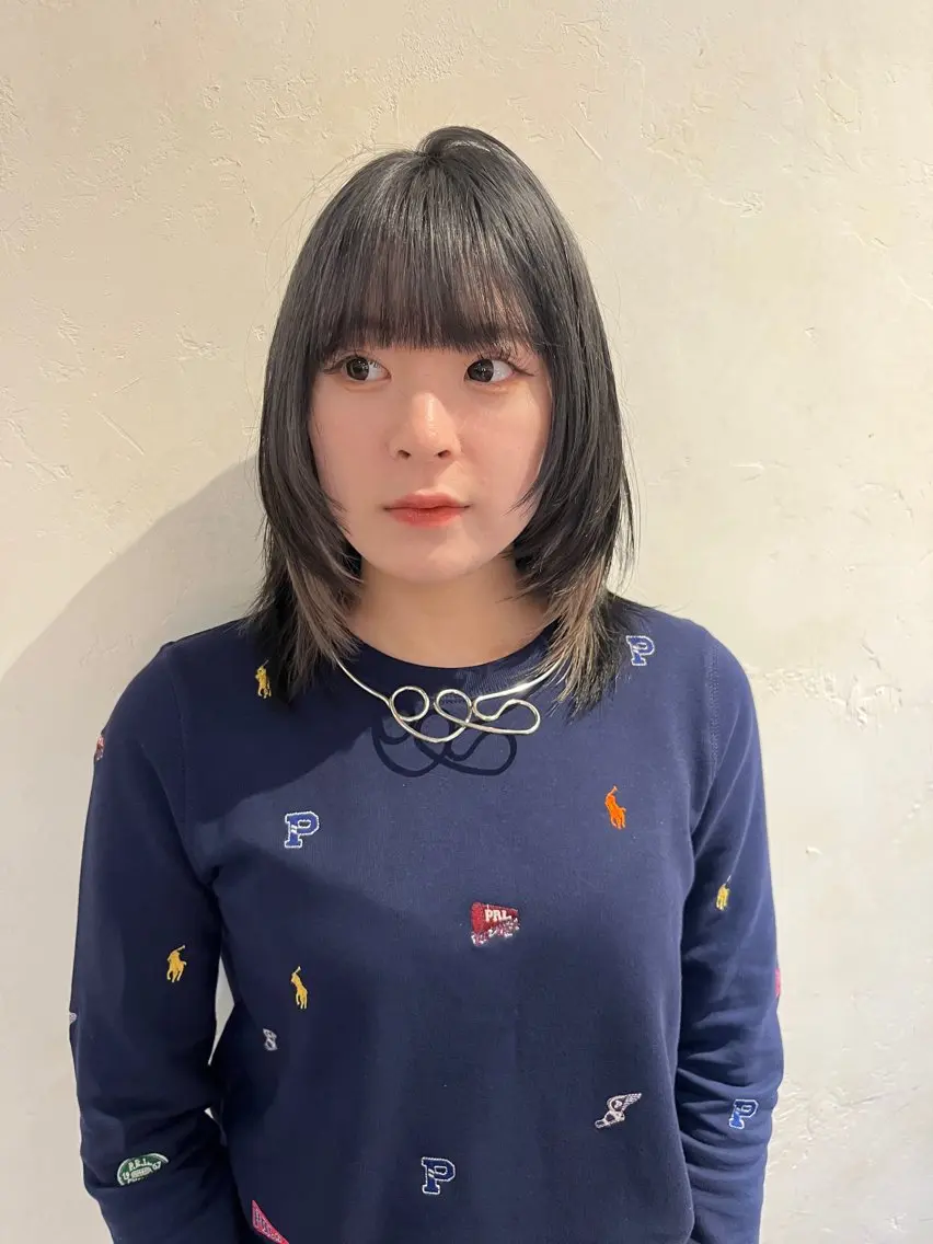ミディアム ミディアムレイヤー レイヤーカット 橘 ゆきののヘアスタイル