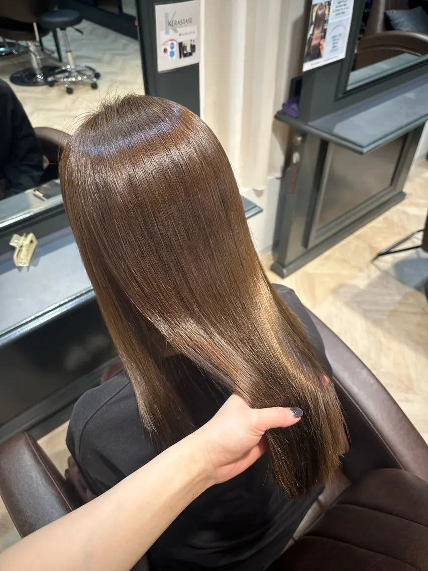 【傷ませずに明るくしたい方🎀】ブリーチなしダブルカラー＋カットの写真