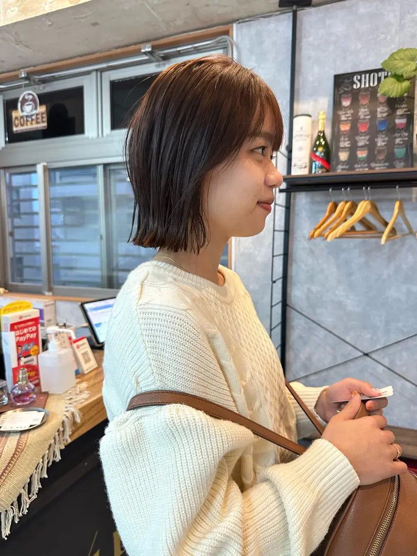 ショート 切りっぱなしボブ ショートボブ ハンサムショート 丸みショート ボブ モテ髪/ボブ/ショー ト/アダチフウトのヘアスタイル
