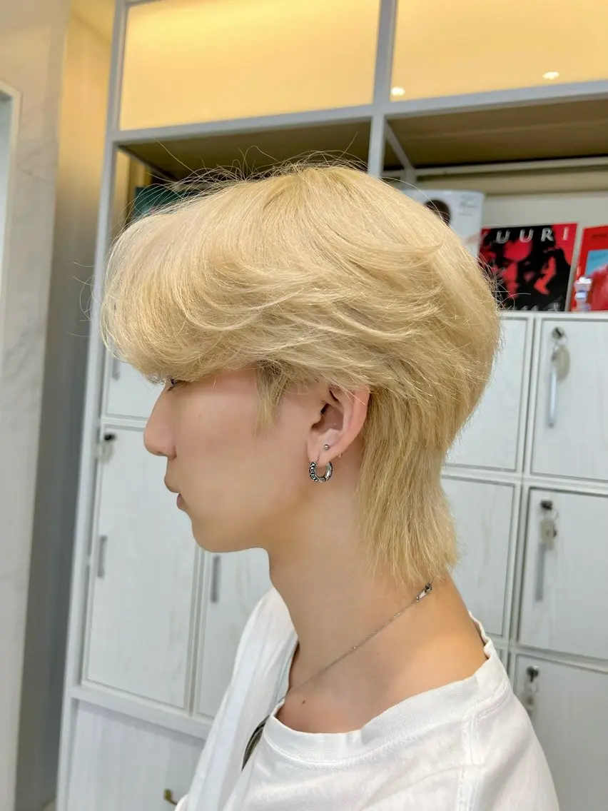 ショート カラー ハイトーンカラー メンズ特化美容師 TOMOKIのヘアスタイル