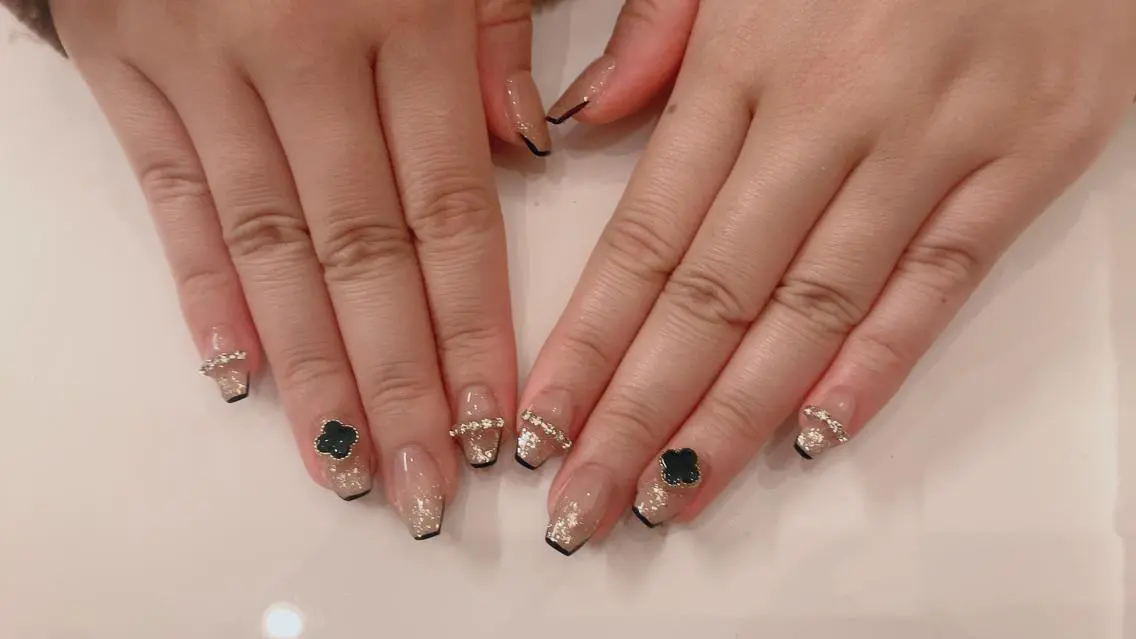 ネイル 持ち込み ハンドネイル nail salon MARNI（ﾏﾙﾆ）のネイルデザイン