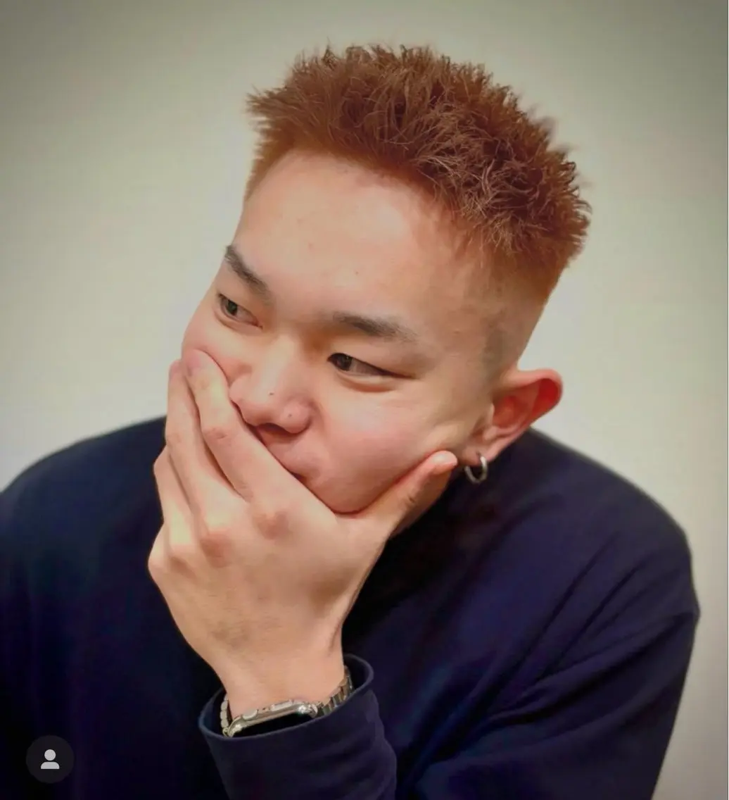 ショート 岡本 佳久のヘアスタイル
