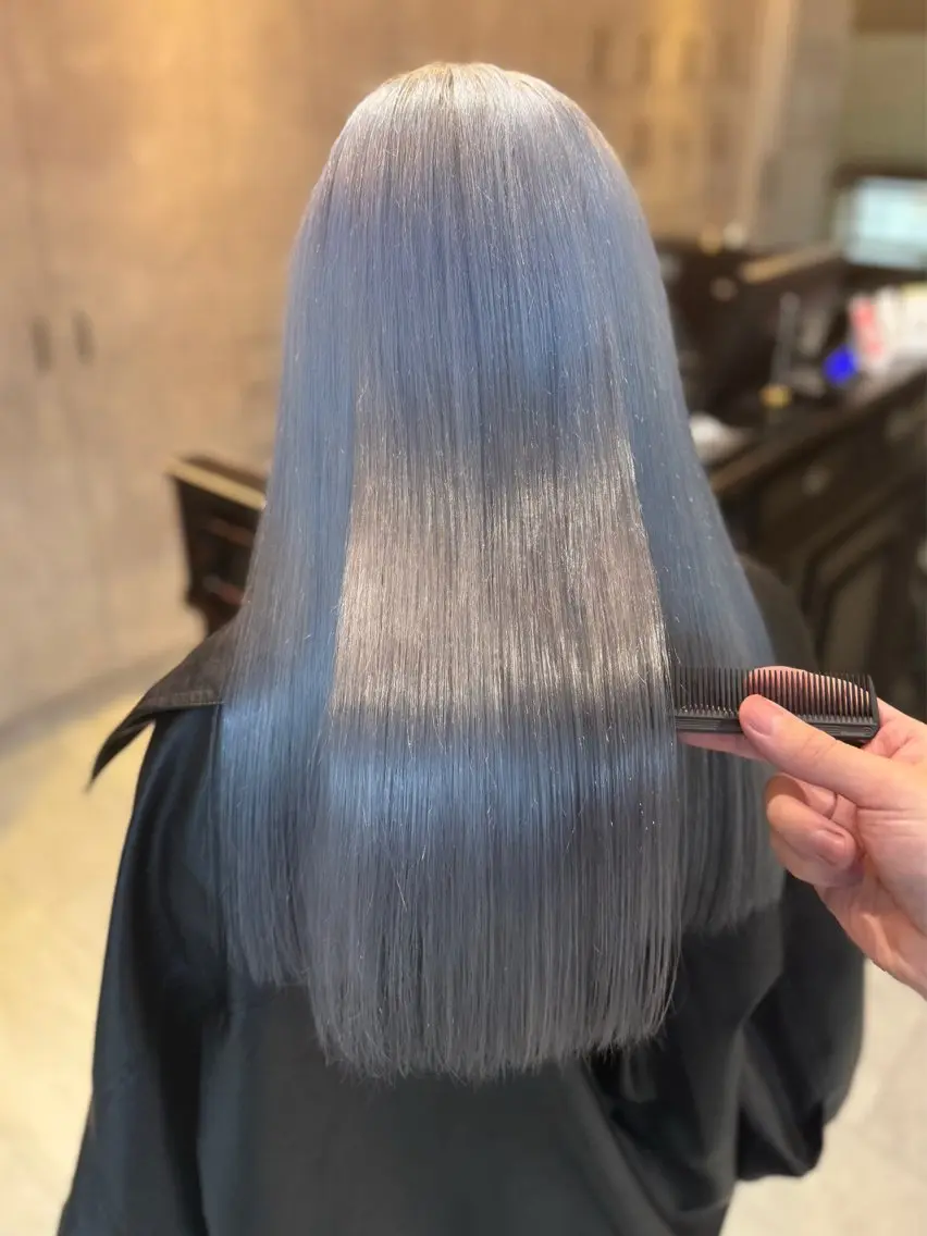 ロング カラー 🎀ハイトーン・艶 カラー HANA🎀のヘアスタイル