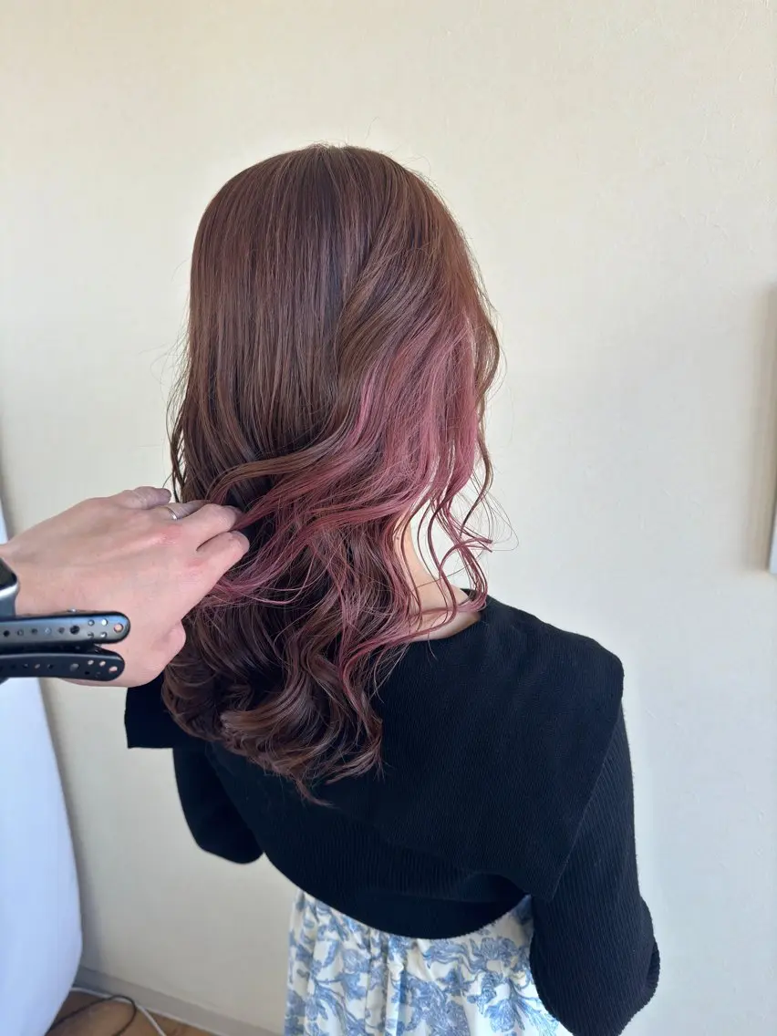 セミロング カラー インナーカラー ピンクカラー カット ヘアカラー トリートメント ハイライトカラー✨ グレージュ✨鎌倉光洋のヘアスタイル