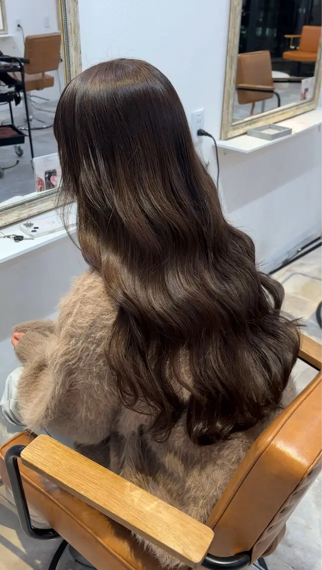 ロング カラー 縮毛矯正×透明感 カラー hinataのヘアスタイル