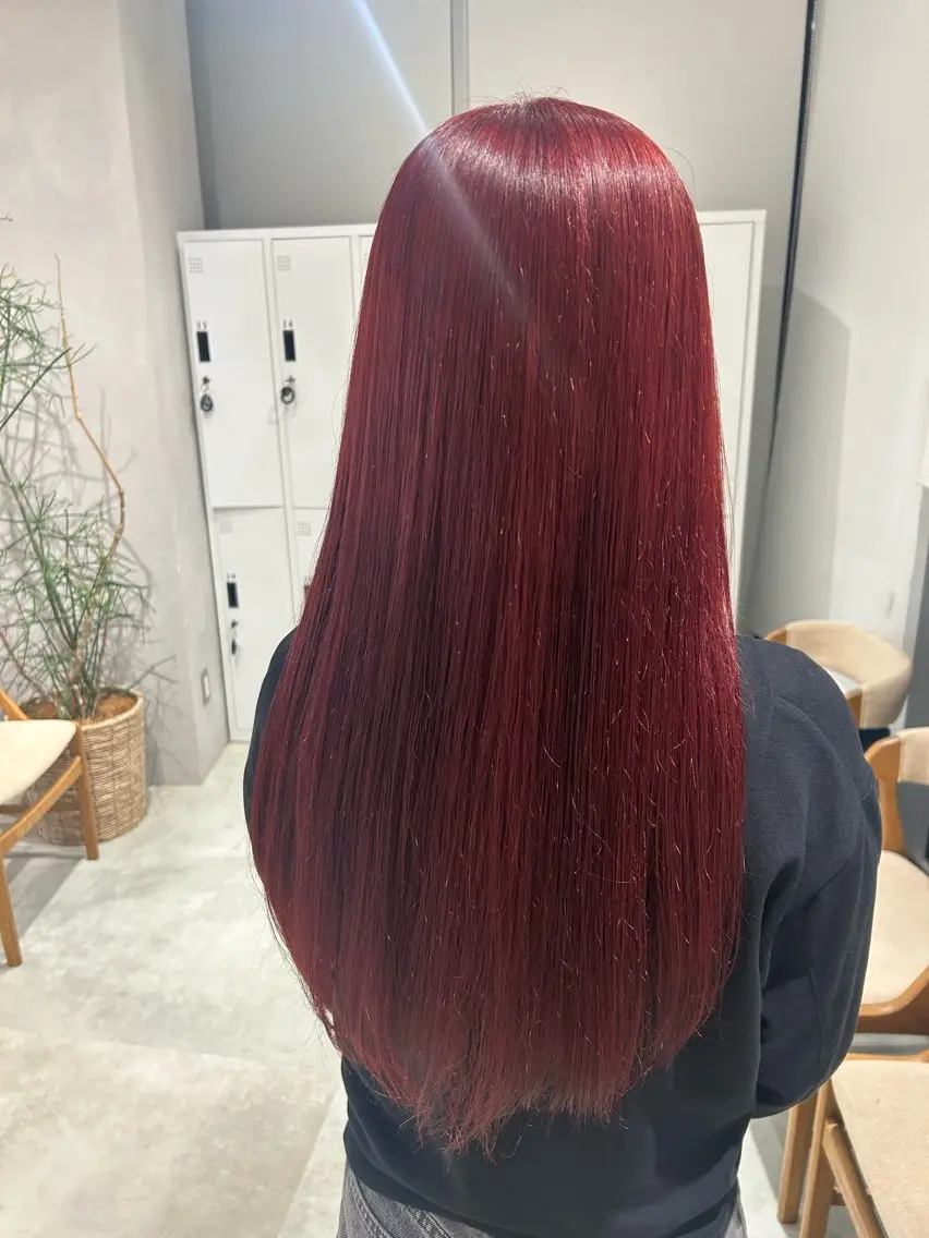 ロング カラー レッドカラー カット ヘアカラー ピンク/ベージュ /似合わせ/田島百華のヘアスタイル