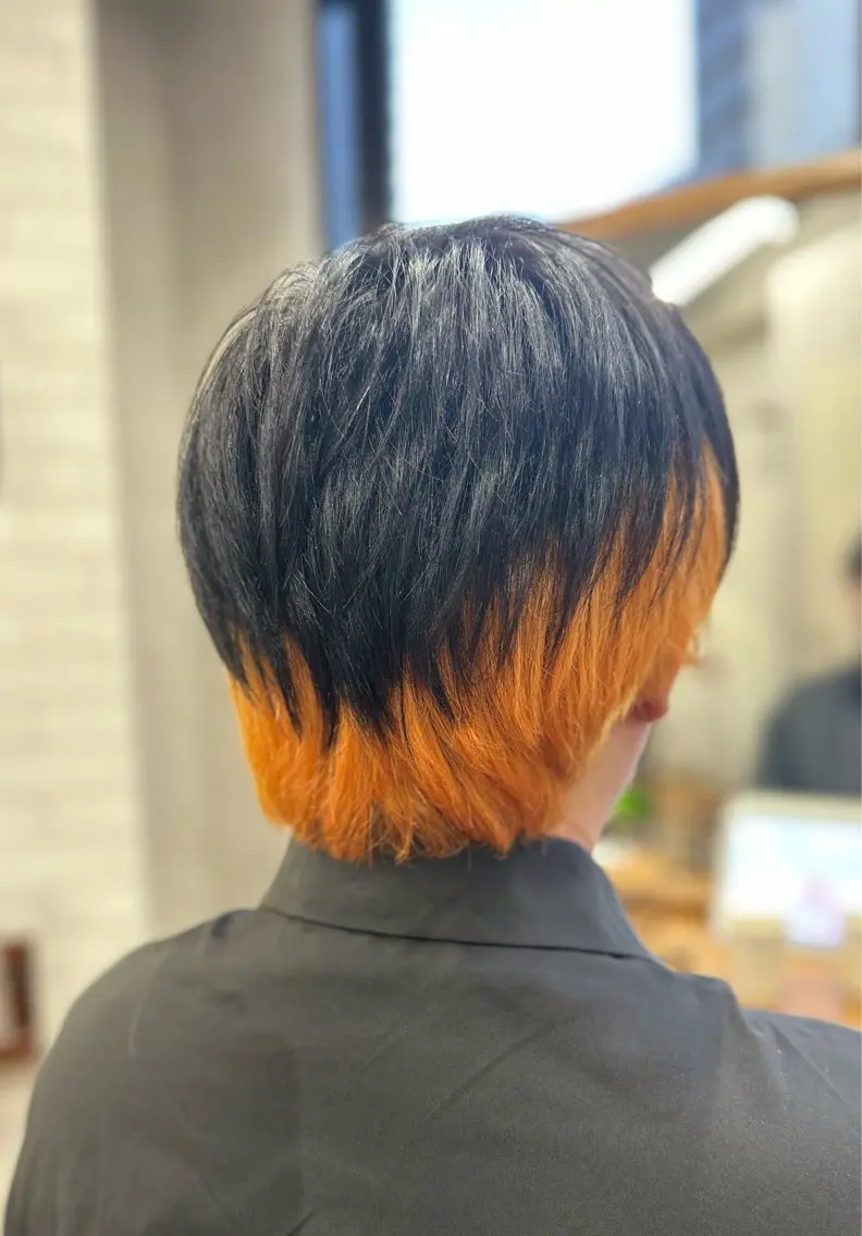 ショート ヘアカラー ✂️秋葉原 🤍YURI🤍のヘアスタイル