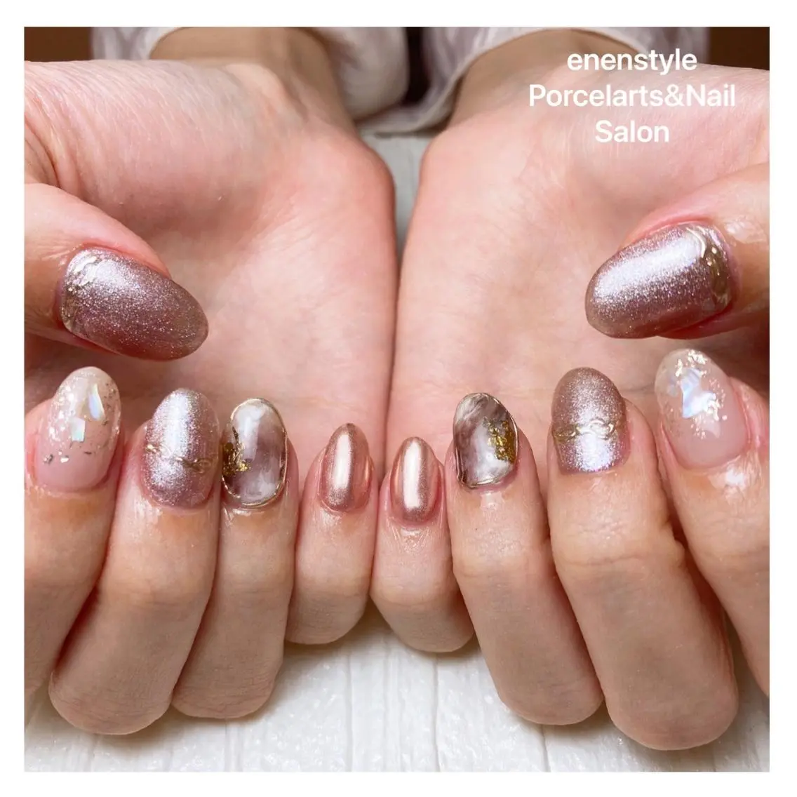 ミディアム ネイル ハンドネイル 🐾enen style 🐾のネイルデザイン
