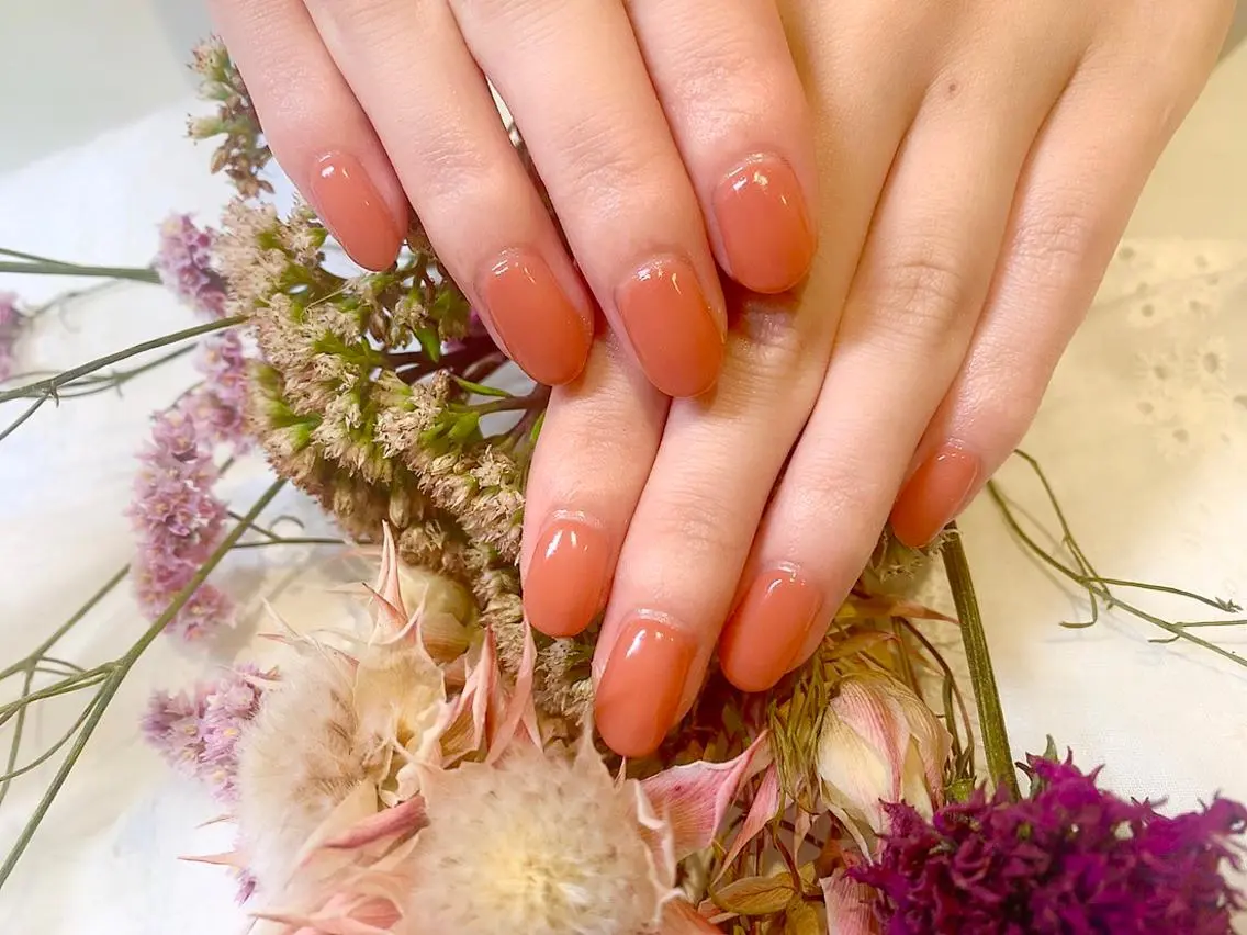ネイル ブラウン ワンカラーネイル ハンドネイル nail* runa🌻のネイルデザイン