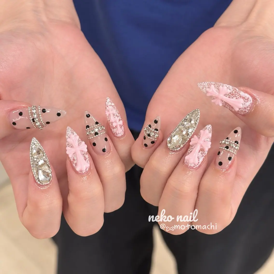 ネイル ドット ハンドネイル neko nail三宮元町店のネイルデザイン