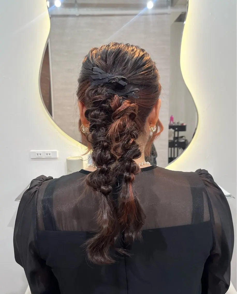 【🐈‍⬛🎀クリエイティブヘアセット🐈‍⬛🎀】編み込み、装飾品付け放題‼️ライブやイベントにオススメです♪の写真