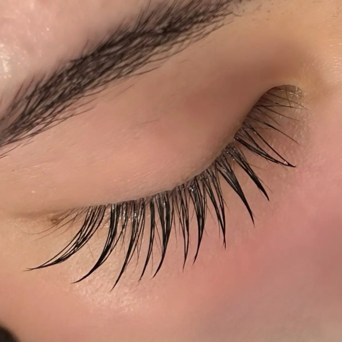 マツエク・マツパ フラットラッシュ Trinity eyelashのマツエク・マツパデザイン