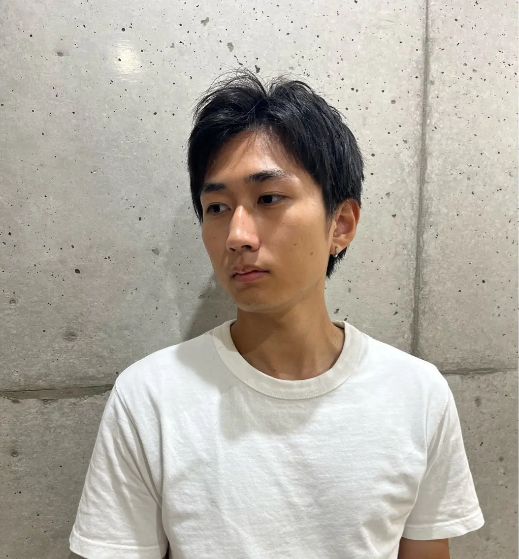 メンズ スパイキーショート カット 谷口 鈴音のヘアスタイル