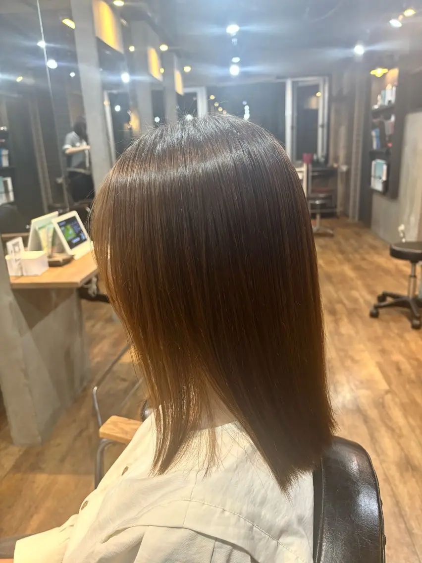 ミディアム 縮毛矯正 上田 瑠海音のヘアスタイル