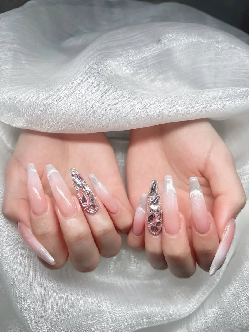 ネイル ハンドネイル Lee Nails チップ長さだし専門店のネイルデザイン
