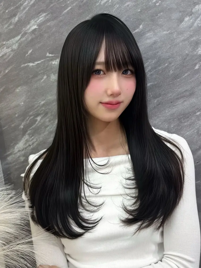 ロング カラー パーマ ヘアアレンジ カット ヘアカラー トリートメント 🤍韓国風レイヤー/ 艶髪🤍鳥越美羽のヘアスタイル
