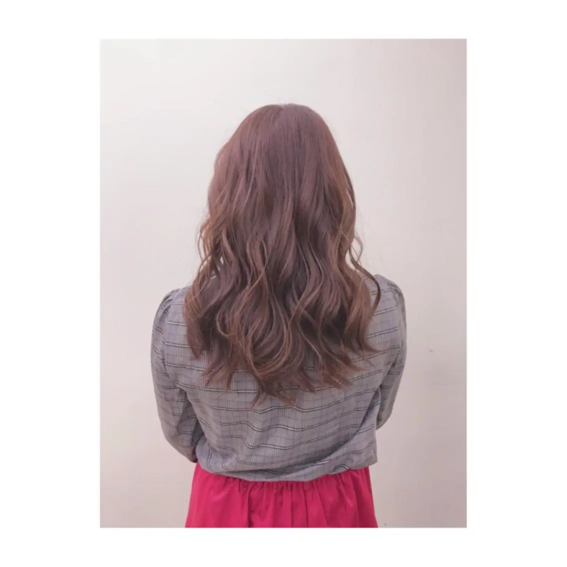 ロング カラー アッシュ イルミナカラー 永岡 鉄平のヘアスタイル
